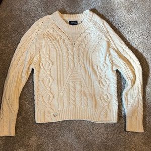 Size 8-10. Never worn